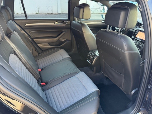 VW Passat 1.6 Tdi R-line
