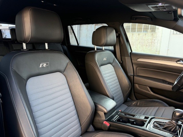 VW Passat 1.6 Tdi R-line