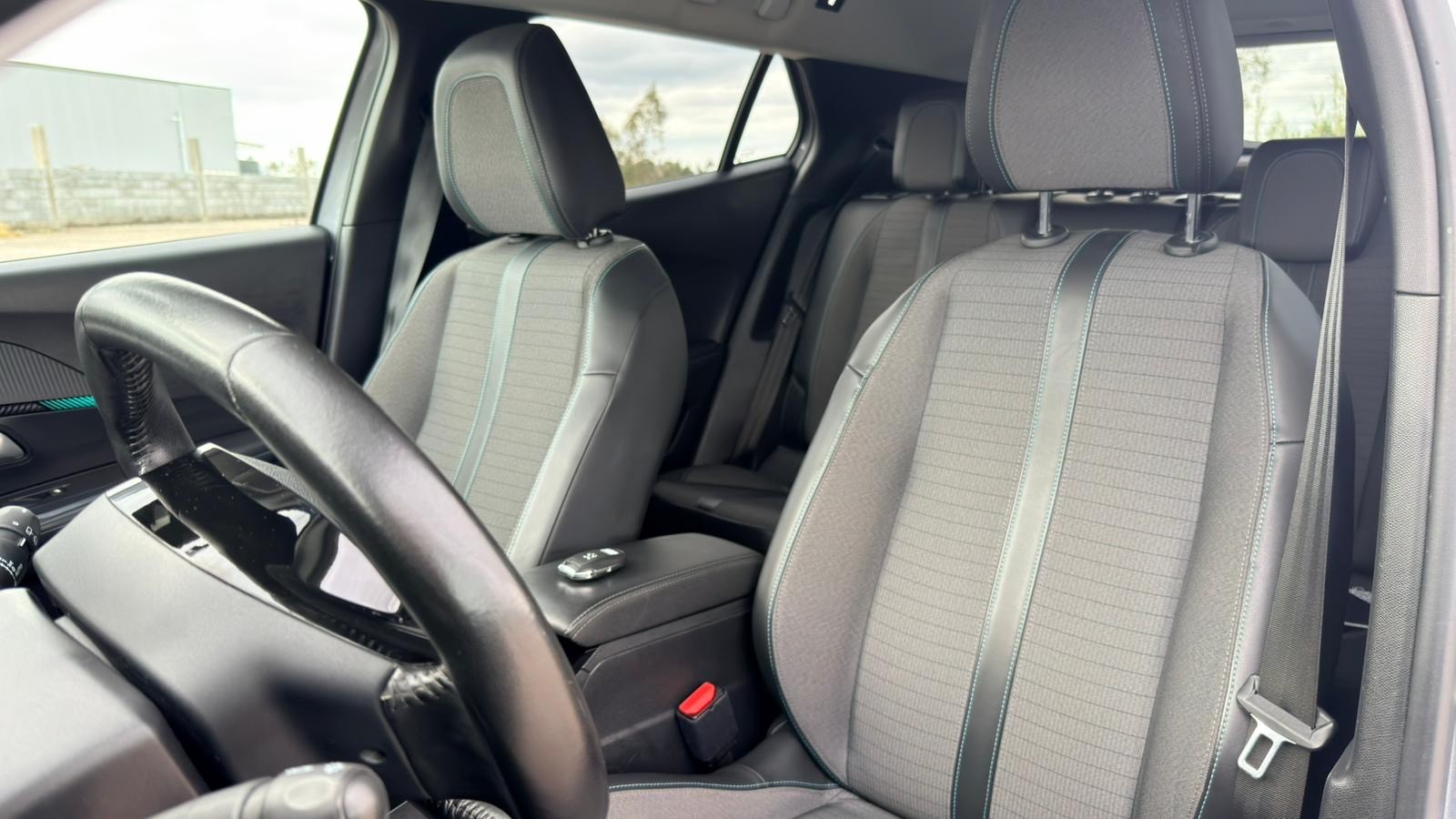 Peugeot 2008 1.2 Allure