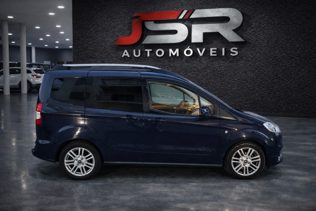 Ford Tourneo Courier 1.0