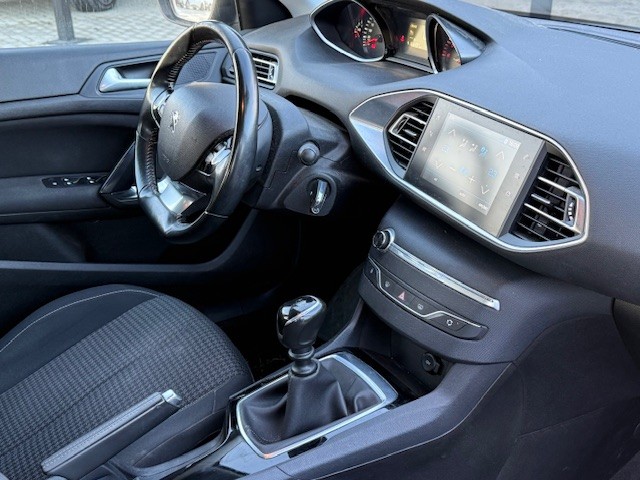 Peugeot 308 1.5 Bluehdi Business Line