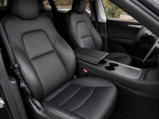 Tesla Model Y Rwd Long Range