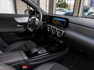 Mercedes-Benz A 250e Amg Panoramico