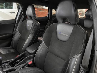 Volvo V40 R- Design