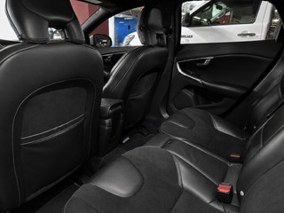 Volvo V40 R- Design