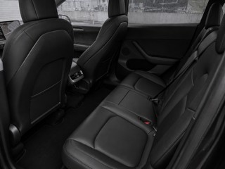 Tesla Model Y Rwd Long Range