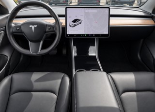 Tesla Model 3 Sr  Rwd